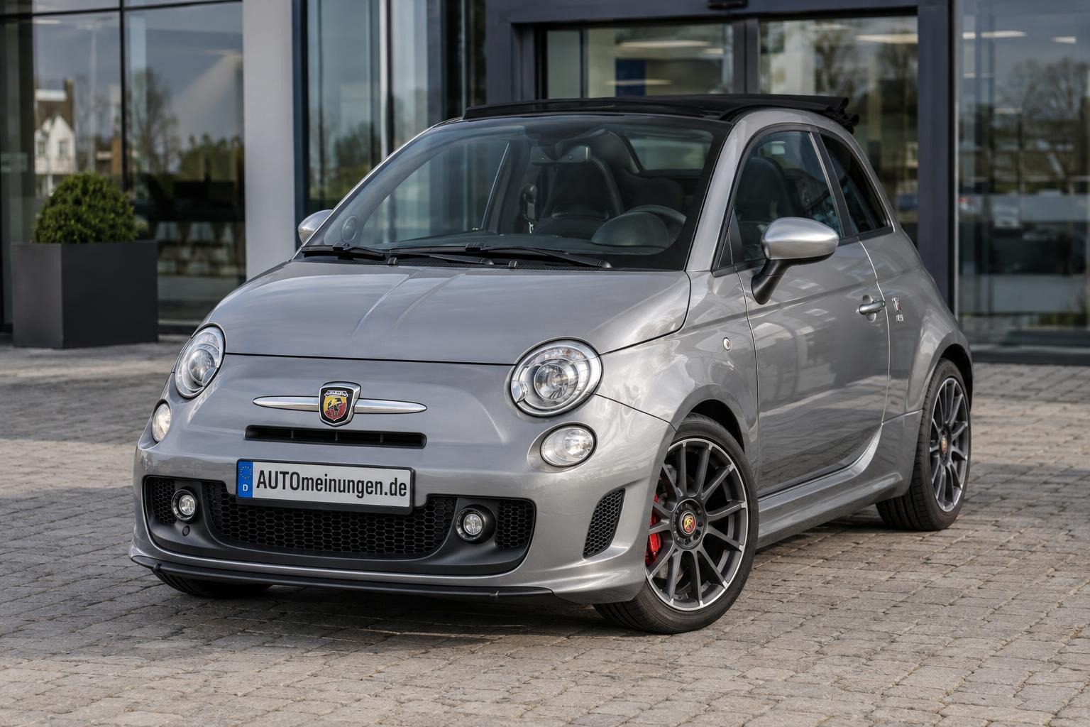 ABARTH 695C  Cabriolet