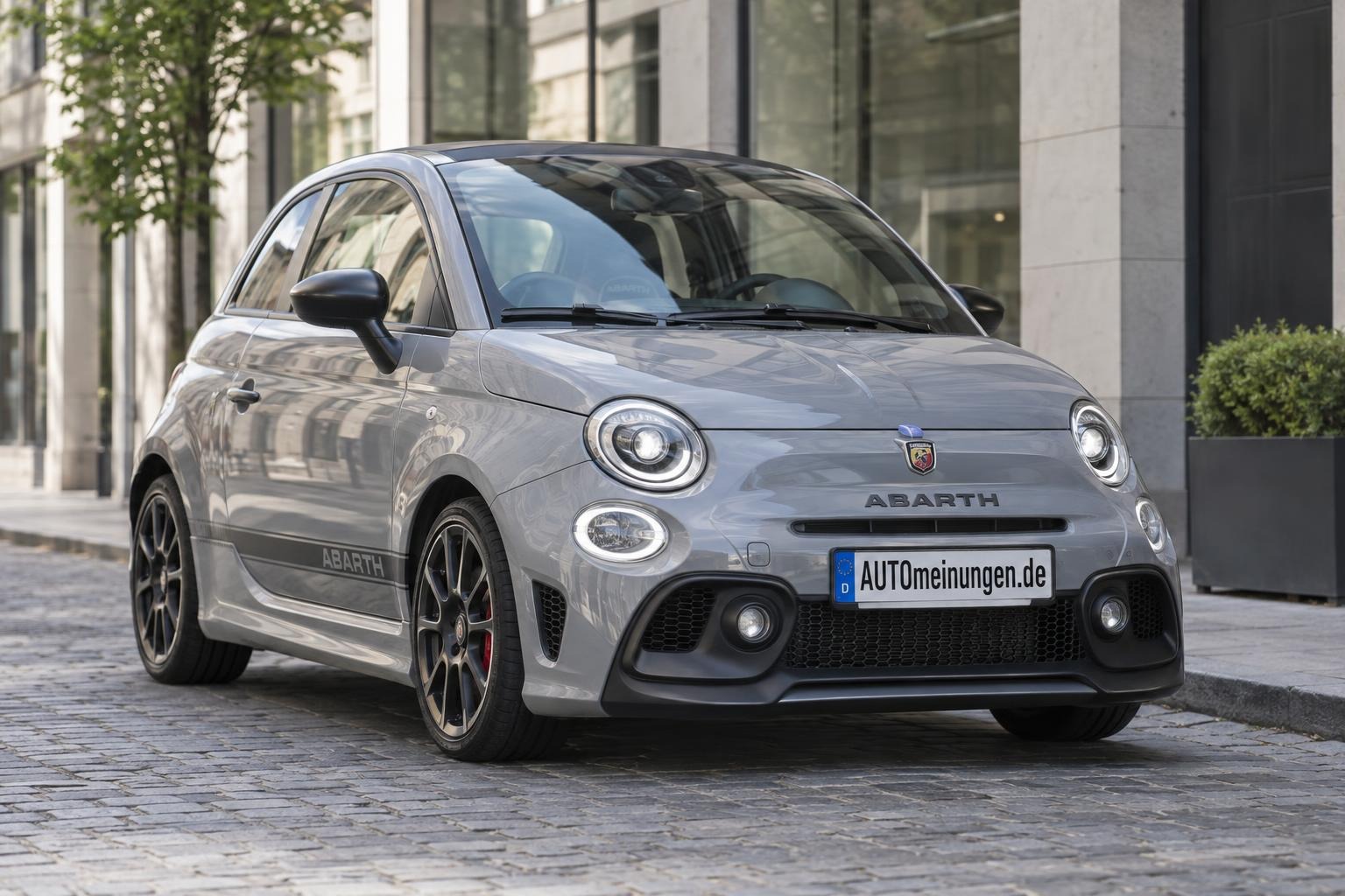 AUTOmeinungen.de – am-0010-abarth-andere- – front